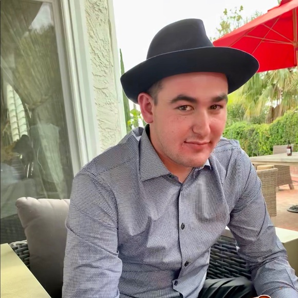 Meet your Posher, Geoffrey - Picture 1 of 1